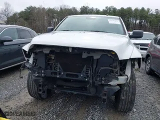 2018 Ram 2500 Tradesman with VIN 3C6UR4CJ5JG313018, listed as a IAAI auction lot 41757482 with 189,507 mi miles. Bid and sale history available at carsss.com. Image 12.