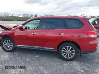 2015 Nissan Pathfinder SV with VIN 5N1AR2MN9FC625169, listed as a IAAI auction lot 40940937 with 68,555 mi miles and . Bid and sale history available at DreamBid. Image 14.