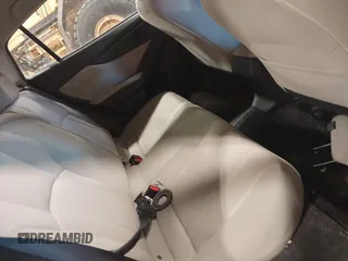 2019 Subaru Impreza z VIN 4S3GTAA62K3720934, wystawiony jako IAAI lot #41611498 z przebiegiem 131 958 mil mil oraz . Historia ofert i sprzedaży dostępna na DreamBid. Obrazek 8.