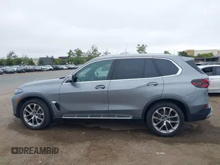 2024 BMW X5 xDrive40i with VIN 5UX23EU08R9U20717, listed as a IAAI auction lot 42392632 with 42,085 mi miles and . Bid and sale history available at DreamBid. Image 14.