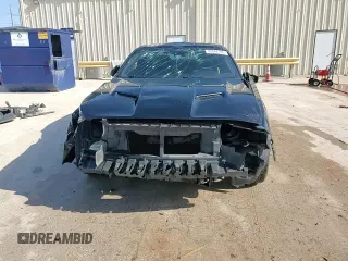 2015 Dodge Challenger SXT Plus z VIN 2C3CDZBG2FH723521, wystawiony jako Copart lot #52642195 z przebiegiem 145 834 mil mil oraz Szkoda całkowita • Salvage title. Historia ofert i sprzedaży dostępna na DreamBid. Obrazek 14.