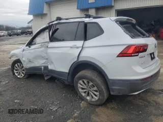 2018 Volkswagen Tiguan S z VIN 3VV0B7AX6JM115961, wystawiony jako Copart lot #51405135 z przebiegiem 92 096 mil mil oraz Szkoda całkowita • Salvage title. Historia ofert i sprzedaży dostępna na DreamBid. Obrazek 2.