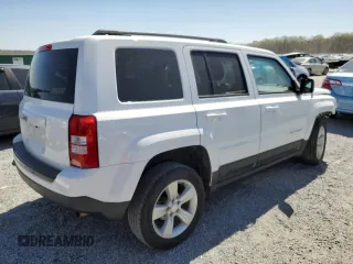 2016 Jeep Patriot Latitude z VIN 1C4NJRFB9GD637469, wystawiony jako Copart lot #50377715 z przebiegiem 103 038 mil mil oraz Szkoda całkowita • Salvage title. Historia ofert i sprzedaży dostępna na DreamBid. Obrazek 3.