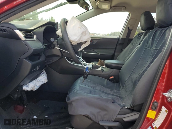 2019 Toyota RAV4 LE with VIN JTMG1RFV4KJ016086, listed as a Copart auction lot 55631155 with 60,604 mi miles and Salvage Title. Bid and sale history available at DreamBid. Image 7.