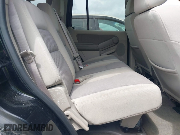 2007 Ford Explorer XLT z VIN 1FMEU73E67UB85924, wystawiony jako IAAI lot #39377653 z przebiegiem 221 298 mil mil oraz . Historia ofert i sprzedaży dostępna na DreamBid. Obrazek 8.