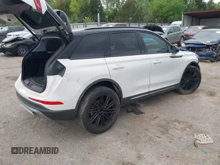 2020 Lincoln Corsair Standard z VIN 5LMCJ1C9XLUL01987, wystawiony jako IAAI lot #42044327 z przebiegiem 98 963 mil mil oraz . Historia ofert i sprzedaży dostępna na DreamBid. Obrazek 4.