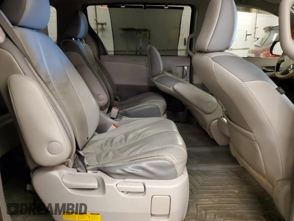 2011 Toyota Sienna XLE AAS with VIN 5TDYK3DC9BS020976, listed as a Copart auction lot 46280905 with 258,265 mi miles and Salvage Title. Bid and sale history available at DreamBid. Image 11.