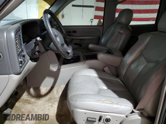 2006 Chevrolet Suburban Z71 with VIN 3GNFK16Z16G129800, listed as a Copart auction lot 51444955 with Not Provided miles and Salvage Title. Bid and sale history available at DreamBid. Image 7.