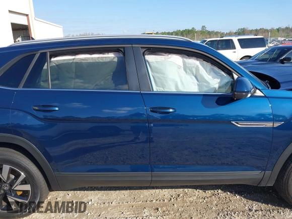 2022 Volkswagen Atlas SE with VIN 1V2DC2CA5NC222241, listed as a IAAI auction lot 41767069 with 45,915 mi miles and . Bid and sale history available at DreamBid. Image 12.
