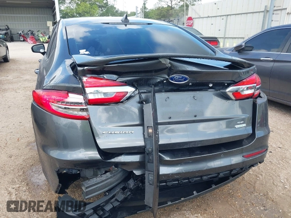 2019 Ford Fusion SE with VIN 3FA6P0HD7KR169700, listed as a IAAI auction lot 42064494 with 56,463 mi miles and . Bid and sale history available at DreamBid. Image 6.