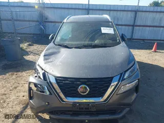2021 Nissan Rogue SV with VIN 5N1AT3BA9MC849689, listed as a IAAI auction lot 40422405 with 28,525 mi miles. Bid and sale history available at carsss.com. Image 6.