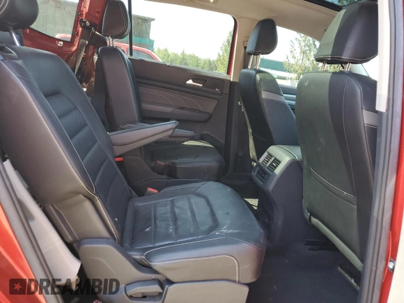 2023 Volkswagen Atlas SEL Premium R-Line with VIN 1V2FR2CA4PC525005, listed as a Copart auction lot 63870585 with 31,049 mi miles and Salvage title. Bid and sale history available at DreamBid. Image 11.
