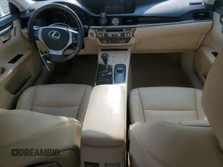 2013 Lexus ES 250 с VIN JTHBK1GG8D2044137, выставлен на аукционе Copart как лот 60308685 с пробегом 165 433 миль миль и Списание • Salvage title. История ставок и продаж доступна на DreamBid. Изображение 8.