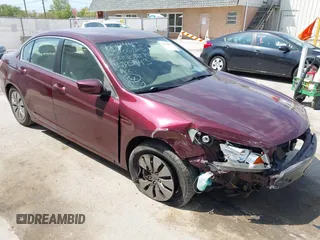 2010 Honda Accord LX z VIN 1HGCP2F36AA095943, wystawiony jako IAAI lot #42226801 z przebiegiem 160 332 mil mil oraz . Historia ofert i sprzedaży dostępna na DreamBid. Obrazek 1.