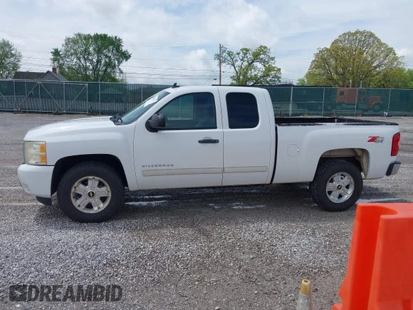 2009 Chevrolet Silverado 1500 LT with VIN 1GCEK290X9Z291310, listed as a IAAI auction lot 42055477 with 154,712 mi miles and . Bid and sale history available at DreamBid. Image 14.