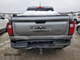 2024 GMC Canyon 4WD Denali with VIN 1GTP6FEK9R1152215, listed as a Copart auction lot 45130975 with 6,736 mi miles and Salvage Title. Bid and sale history available at carsss.com. Image 6.