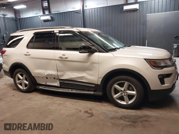 2018 Ford Explorer XLT with VIN 1FM5K7D89JGA54488, listed as a IAAI auction lot 42558280 with 56,106 mi miles and . Bid and sale history available at DreamBid. Image 13.