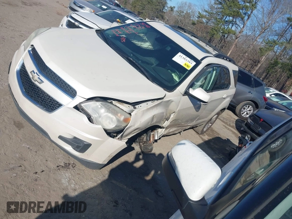 2013 Chevrolet Equinox LT with VIN 1GNALDEK4DZ124844, listed as a IAAI auction lot 41303383 with 1 mi miles. Bid and sale history available at carsss.com. Image 2.