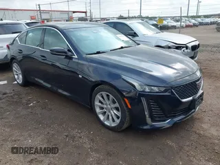 2020 Cadillac CT5 Luxury z VIN 1G6DW5RK7L0152642, wystawiony jako IAAI lot #42095368 z przebiegiem Nie podano mil oraz . Historia ofert i sprzedaży dostępna na DreamBid. Obrazek 1.