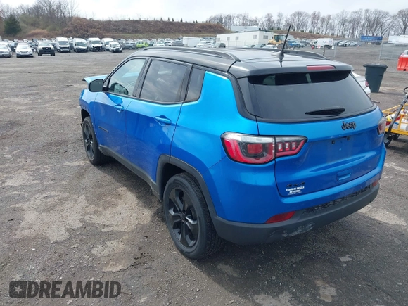 2018 Jeep Compass Altitude with VIN 3C4NJDBBXJT453197, listed as a IAAI auction lot 41955264 with 44,014 mi miles and . Bid and sale history available at carsss.com. Image 3.