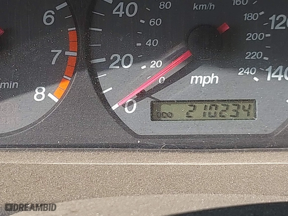 2000 Mazda 626 LX with VIN 1YVGF22CXY5123930, listed as a IAAI auction lot 40712369 with 210,234 mi miles. Bid and sale history available at carsss.com. Image 15.