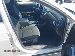 2018 Chevrolet Malibu LT with VIN 1G1ZD5ST6JF225191, listed as a IAAI auction lot 42006391 with 175,448 mi miles. Bid and sale history available at carsss.com. Image 5.