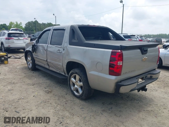 2007 Chevrolet Avalanche 3LT z VIN 3GNEC120X7G268177, wystawiony jako IAAI lot #42287255 z przebiegiem 278 531 mil mil oraz . Historia ofert i sprzedaży dostępna na DreamBid. Obrazek 3.
