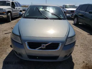 2008 Volvo V50 2.5T R-Design with VIN YV1MJ672482394914, listed as a Copart auction lot 49704865 with 166,648 mi miles and Clean Title. Bid and sale history available at carsss.com. Image 5.