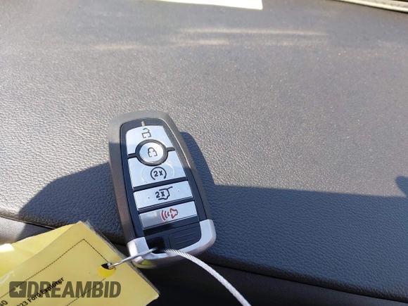 2023 Ford Explorer XLT z VIN 1FMSK8DH2PGA23052, wystawiony jako IAAI lot #42243832 z przebiegiem 48 195 mil mil oraz . Historia ofert i sprzedaży dostępna na DreamBid. Obrazek 11.
