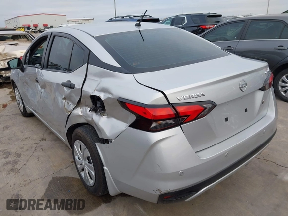 2024 Nissan Versa S with VIN 3N1CN8DV0RL884947, listed as a IAAI auction lot 41587418 with 33,466 mi miles. Bid and sale history available at carsss.com. Image 3.