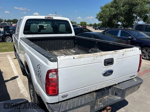 2015 Ford F-250 Lariat z VIN 1FT7W2B61FEB96343, wystawiony jako IAAI lot #42260239 z przebiegiem 171 392 mil mil oraz . Historia ofert i sprzedaży dostępna na DreamBid. Obrazek 27.