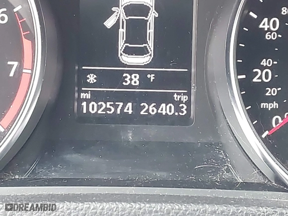 2016 Volkswagen Passat 1.8T SE w/Technology with VIN 1VWBS7A32GC050411, listed as a IAAI auction lot 41729648 with 102,574 mi miles. Bid and sale history available at carsss.com. Image 15.