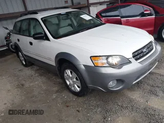 2005 Subaru Legacy Outback z VIN 4S4BP61C057355499, wystawiony jako IAAI lot #42018629 z przebiegiem 100 568 mil mil oraz . Historia ofert i sprzedaży dostępna na DreamBid. Obrazek 1.