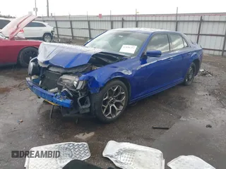 2018 Chrysler 300 S z VIN 2C3CCABG9JH269507, wystawiony jako IAAI lot #42156753 z przebiegiem 142 247 mil mil oraz . Historia ofert i sprzedaży dostępna na DreamBid. Obrazek 17.