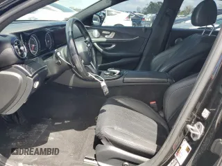 2019 Mercedes-Benz E 450 z VIN WDDZF6JB3KA515912, wystawiony jako Copart lot #56848545 z przebiegiem 78 582 mil mil oraz Nie do naprawy • Non repairable. Historia ofert i sprzedaży dostępna na DreamBid. Obrazek 7.