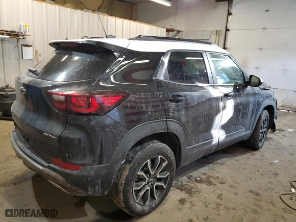 2024 Chevrolet TrailBlazer ACTIV with VIN KL79MSSL6RB115375, listed as a Copart auction lot 88593415 with 32,985 mi miles and Salvage Title. Bid and sale history available at carsss.com. Image 3.