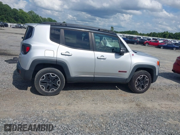 2017 Jeep Renegade Trailhawk с VIN ZACCJBCB7HPG07800, выставлен на аукционе IAAI как лот 42476538 с пробегом 125 412 миль миль и . История ставок и продаж доступна на DreamBid. Изображение 13.