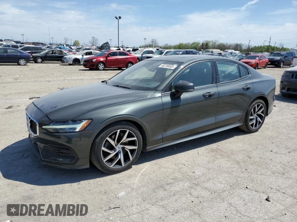 2019 Volvo S60 Momentum with VIN 7JR102FK2KG010775, listed as a Copart auction lot 48239693 with 48,431 mi miles. Bid and sale history available at carsss.com. Image 1.