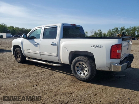 2011 Chevrolet Silverado 1500 LT with VIN 3GCPKSEA1BG105392, listed as a Copart auction lot 54678925 with 140,858 mi miles and Clean Title. Bid and sale history available at DreamBid. Image 2.