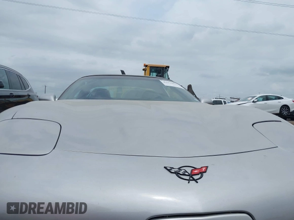 2004 Chevrolet Corvette with VIN 1G1YY22G645132408, listed as a IAAI auction lot 42110641 with 32,707 mi miles and . Bid and sale history available at DreamBid. Image 12.