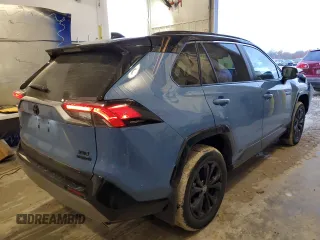 2024 Toyota RAV4 Hybrid XSE with VIN 2T3E6RFV5RW072655, listed as a Copart auction lot 81327074 with 3,558 mi miles and Salvage Title. Bid and sale history available at carsss.com. Image 3.