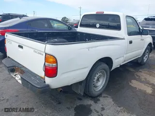 2002 Toyota Tacoma with VIN 5TENL42N22Z067814, listed as a IAAI auction lot 41839951 with 265,476 mi miles. Bid and sale history available at carsss.com. Image 4.
