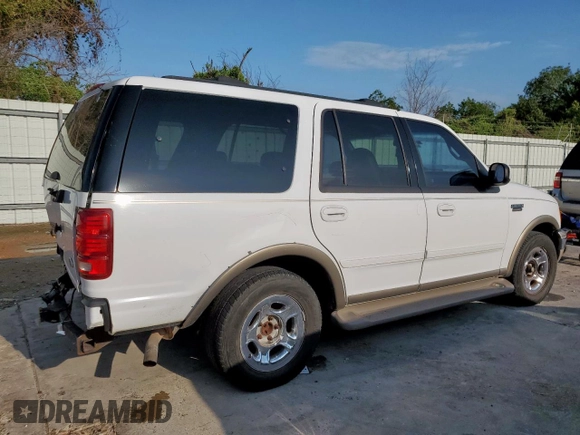 2002 Ford Expedition Eddie Bauer with VIN 1FMRU17L02LA05326, listed as a Copart auction lot 58048805 with 211,594 mi miles and Salvage title. Bid and sale history available at DreamBid. Image 3.