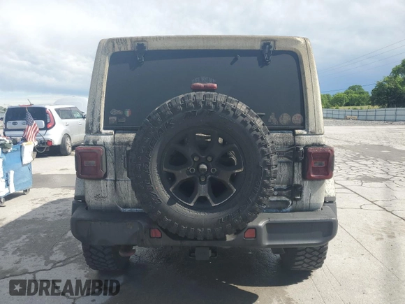 2020 Jeep Wrangler Unlimited Rubicon z VIN 1C4HJXFG6LW306683, wystawiony jako Copart lot #49234675 z przebiegiem Nie podano mil oraz Szkoda całkowita • Salvage title. Historia ofert i sprzedaży dostępna na DreamBid. Obrazek 6.