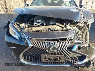 2020 Lexus ES with VIN 58ADZ1B16LU051667, listed as a IAAI auction lot 41201741 with 43,898 mi miles. Bid and sale history available at carsss.com. Image 17.