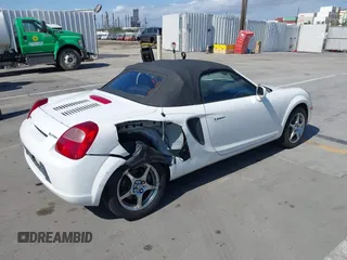 2002 Toyota MR2 z VIN JTDFR320120045045, wystawiony jako IAAI lot #42227577 z przebiegiem 128 095 mil mil oraz . Historia ofert i sprzedaży dostępna na DreamBid. Obrazek 4.
