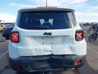 2020 Jeep Renegade Altitude with VIN ZACNJABB2LPL28670, listed as a IAAI auction lot 41795518 with 44,148 mi miles and . Bid and sale history available at DreamBid. Image 16.