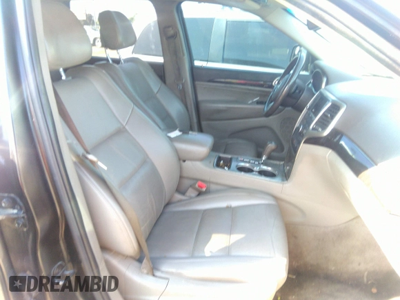2011 Jeep Grand Cherokee Laredo with VIN 1J4RR4GG4BC558193, listed as a IAAI auction lot 40055870 with 110,939 mi miles and . Bid and sale history available at DreamBid. Image 5.