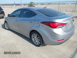 2015 Hyundai Elantra SE z VIN 5NPDH4AE8FH598295, wystawiony jako IAAI lot #42016527 z przebiegiem 119 958 mil mil oraz . Historia ofert i sprzedaży dostępna na DreamBid. Obrazek 3.