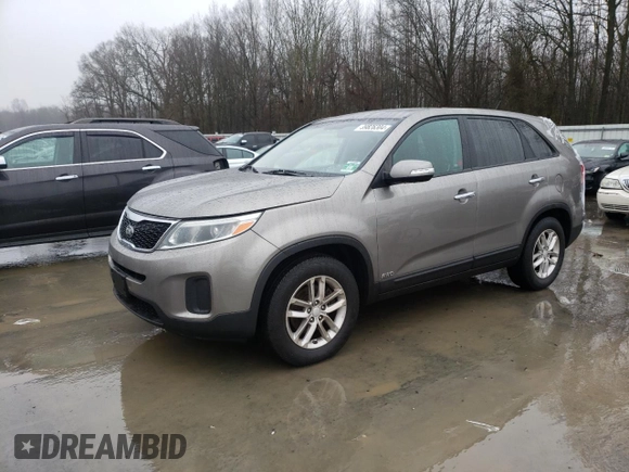 2015 Kia Sorento LX with VIN 5XYKTCA64FG632314, listed as a Copart auction lot 39826304 with 96,741 mi miles and Salvage title. Bid and sale history available at DreamBid. Image 1.